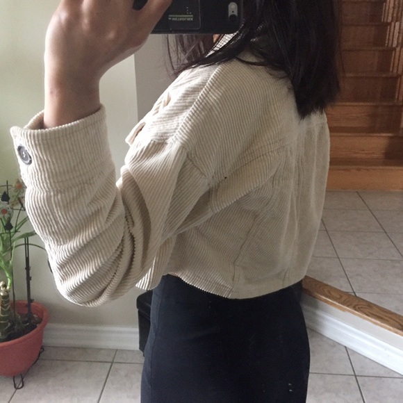 Forever 21 Beige Corduroy Crop Jacket - Picture 4 of 4